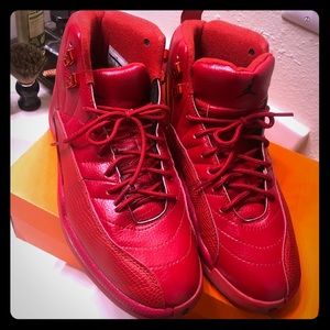 Air Jordan 12 retro gym red